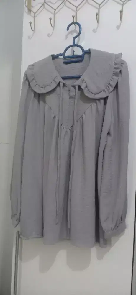 Blouse/atasan Abu abu
