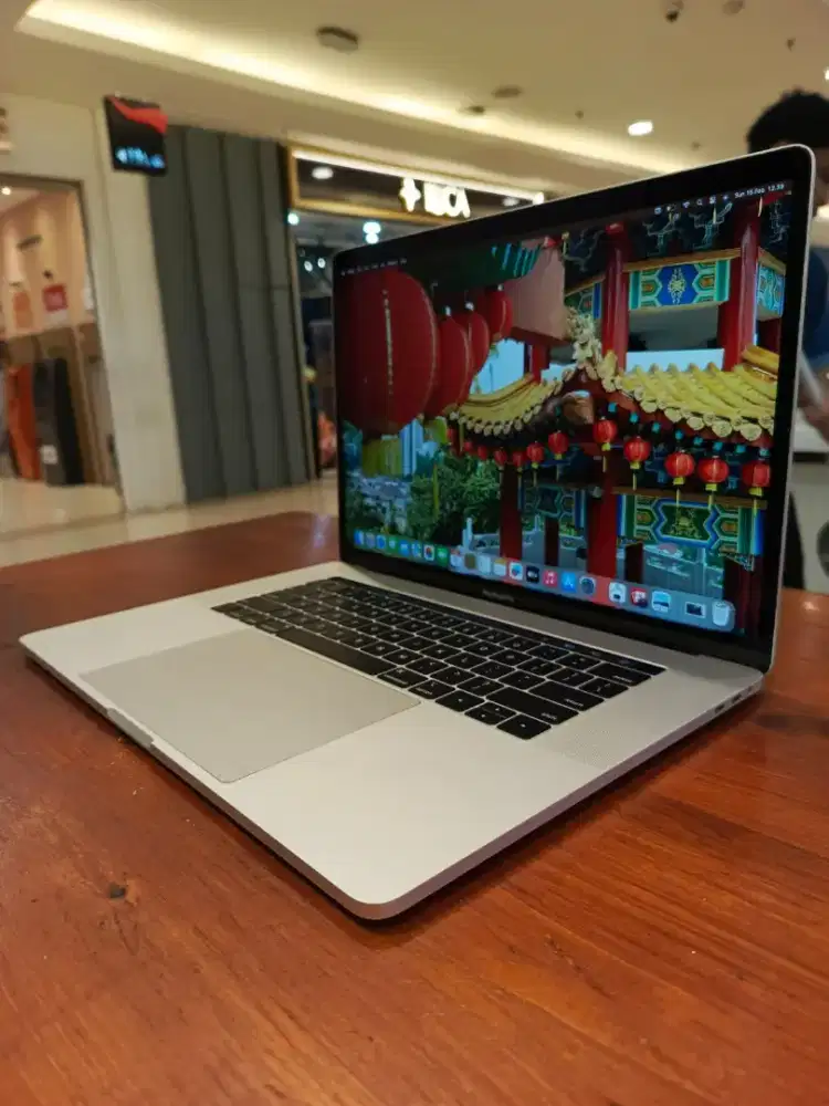 Macbook Pro Retina 15 inch 2018