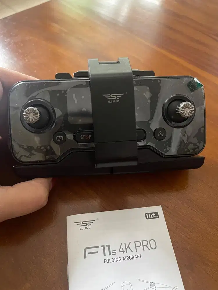 Remote SJRC F11S 4K Pro