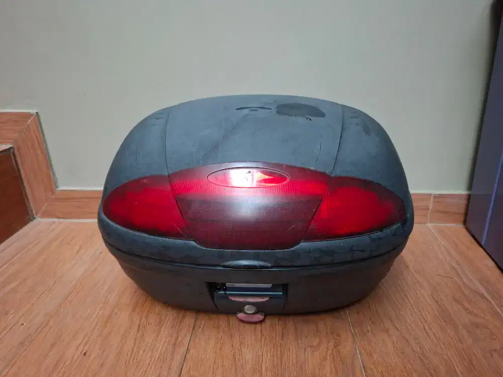 Box GIVI E450 Lengkap + Bracket Vario 125 ESP – Kuat & Kokoh