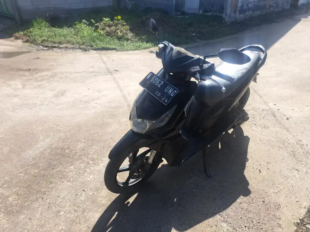 Beat 2009 ss kumplit pajak off bisa TT atau BT