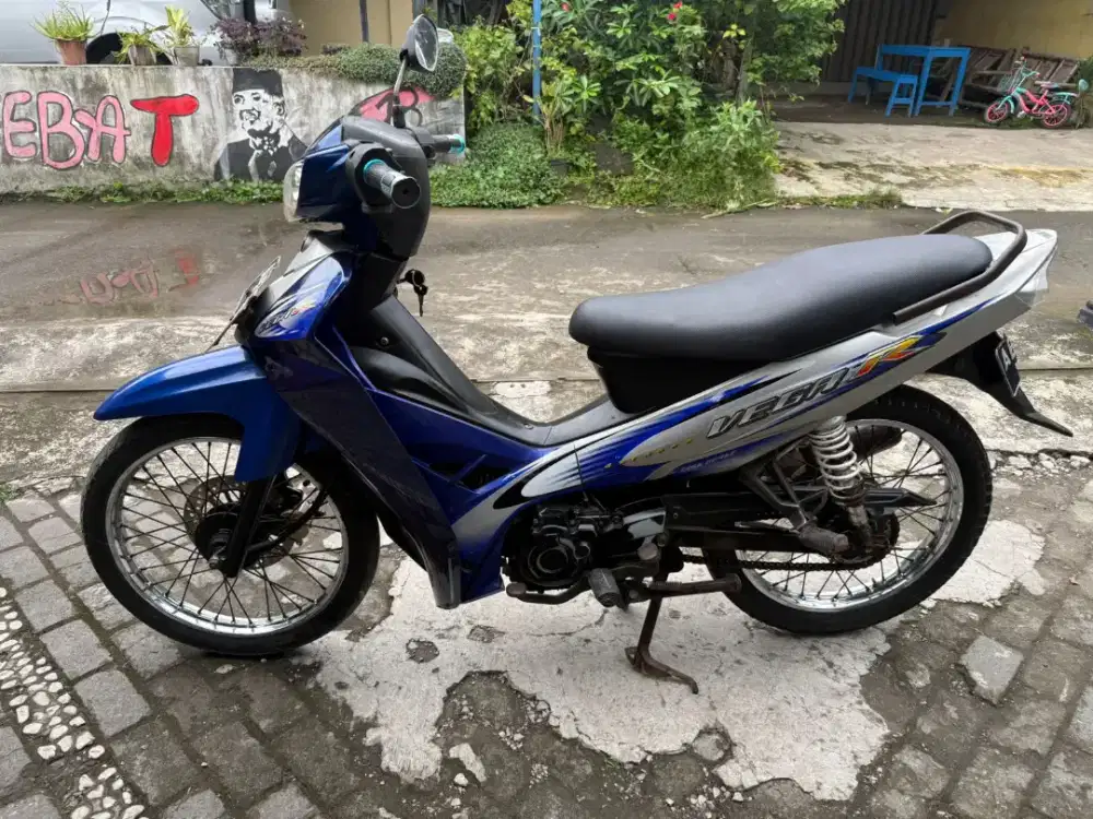 Vega R THN 2006 plat AB Bantul