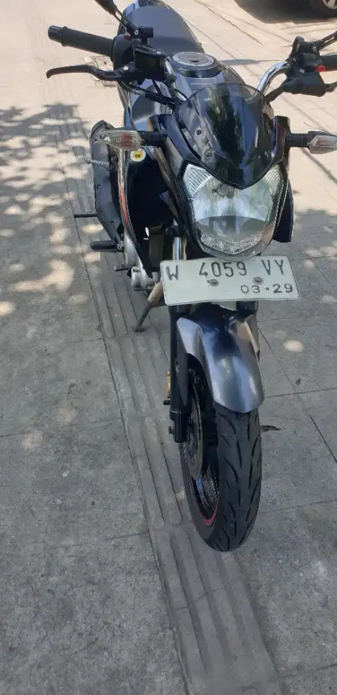 New Vixion th 2014 W sidoarjo mulus Orisinil Full pjk hidup