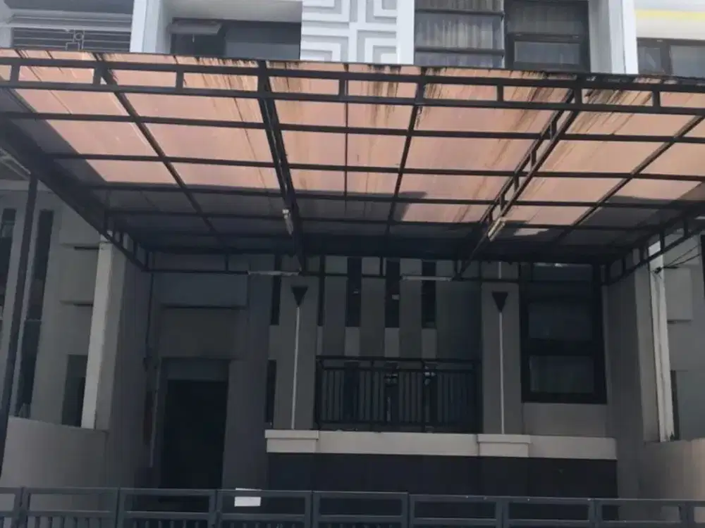 Rumah Kelapa Gading BCS 6x15m 2 lantai, tinggi dari jalan