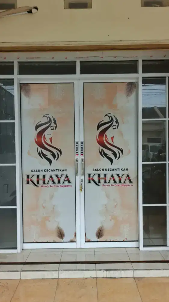 Sticker oneway promosi stiker pintu jendela salon spa coffeeshop & gym
