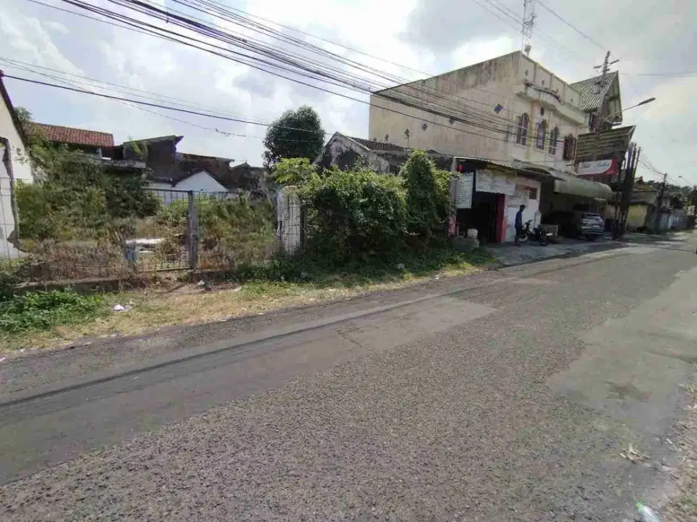 tanah strategis tepi jalan area bisnis Jebres Surakarta