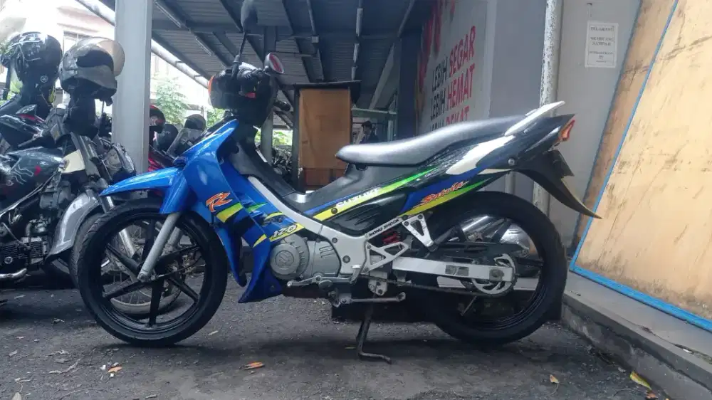SATRIA 120 RU LSCM AGRESIF HIU 2006 BIRU HITAM