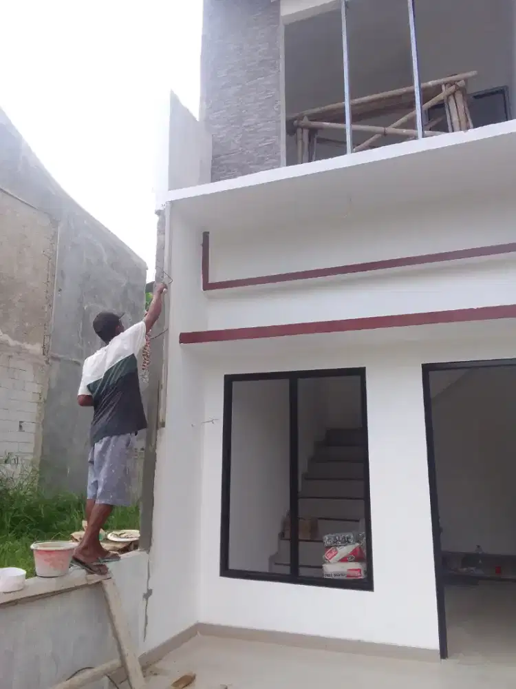 Renovasi rumah harian borongan