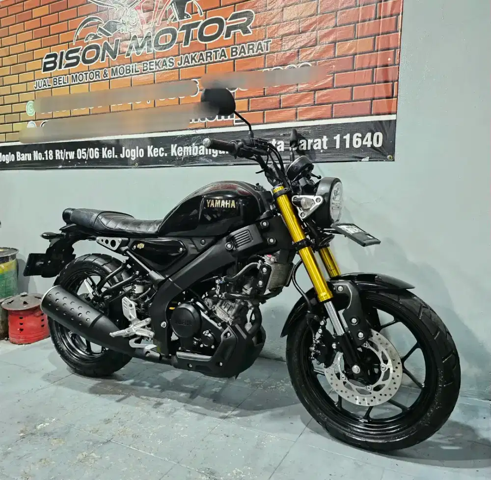 Km 6rb! Seperti baru! YAMAHA XSR 155 VVA 2025 GOLD hitam pajak panjang