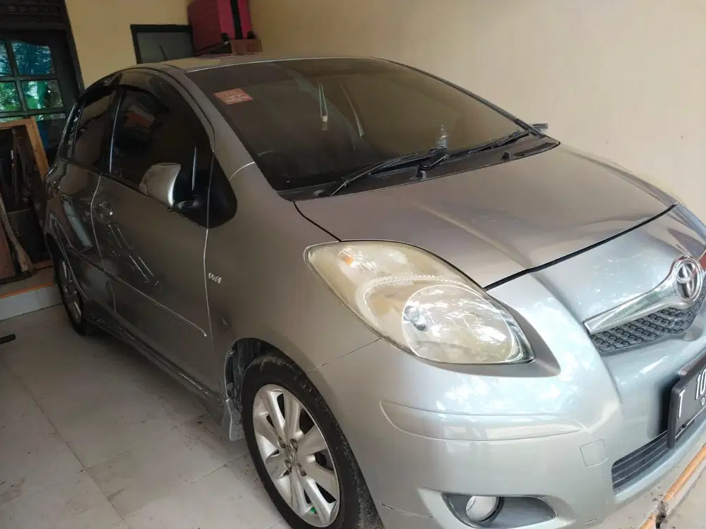 Toyota Yaris 2011 Bensin