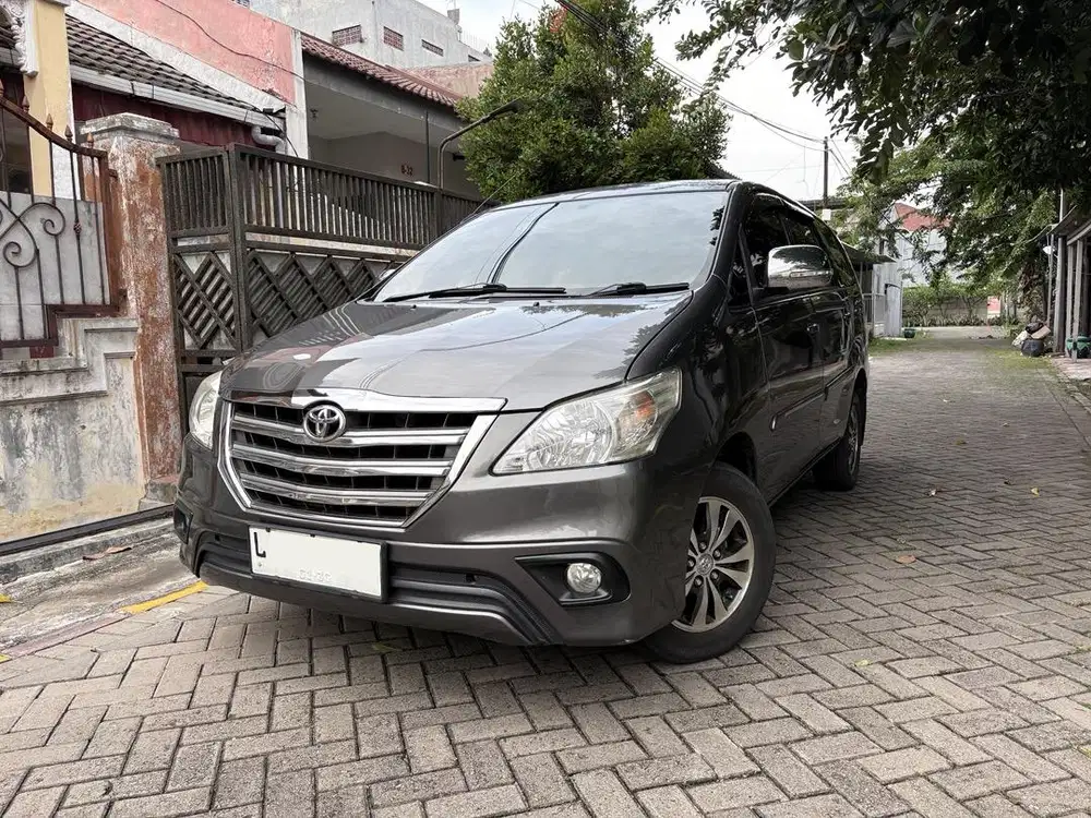 Innova 2.5 G AT Diesel 2014