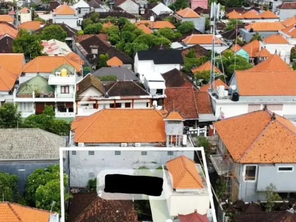 Best Deal! Tanah + Bangunan Rumah – Dekat Pantai + Mall