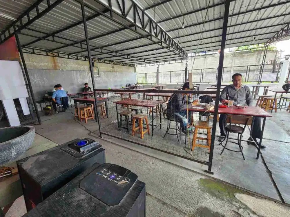 ruang usaha strategis area kuliner kampus UMS Surakarta