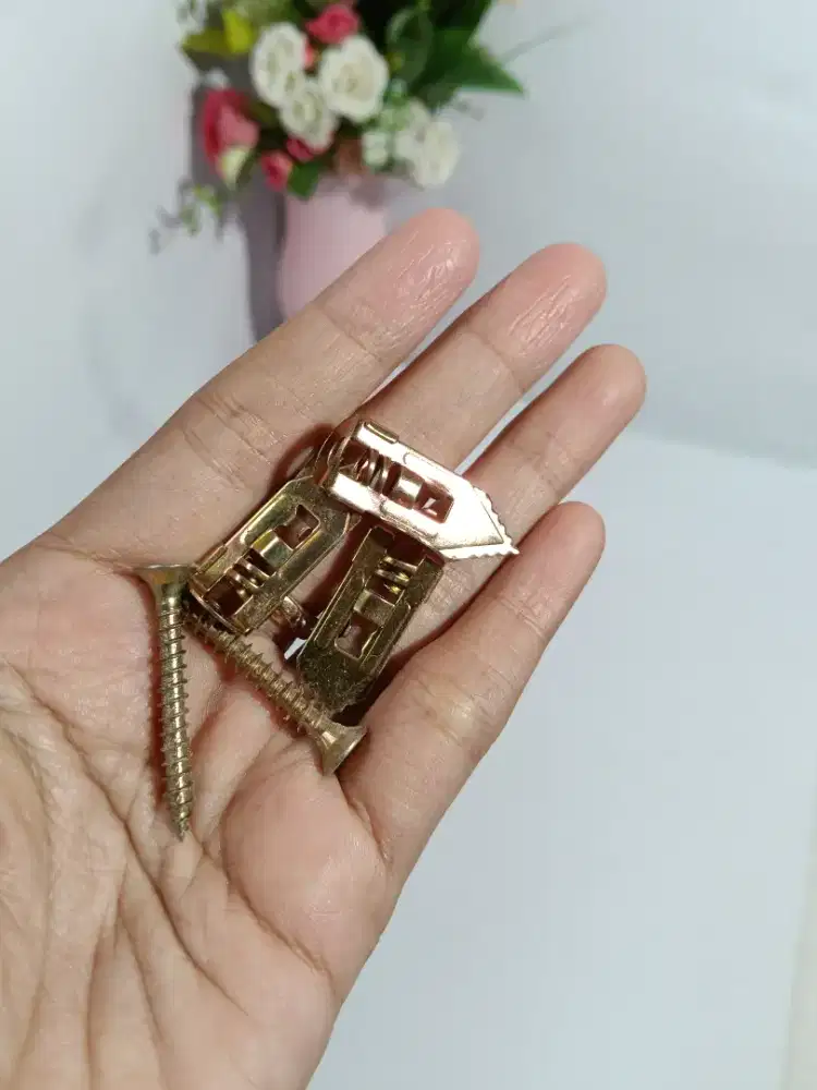 Baut Metal Plug Besi