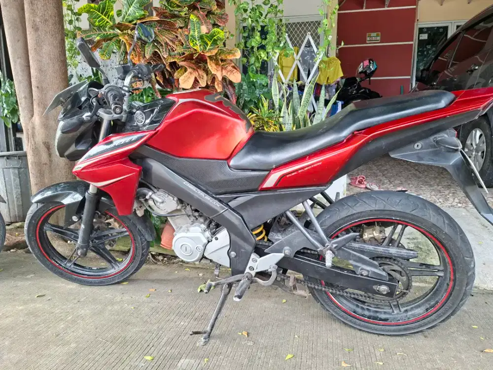 Dijual Motor Yamaha Vixion 2013