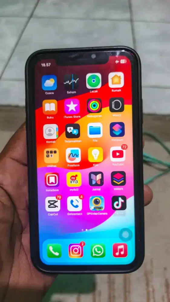 IPhone XR  red 128gb