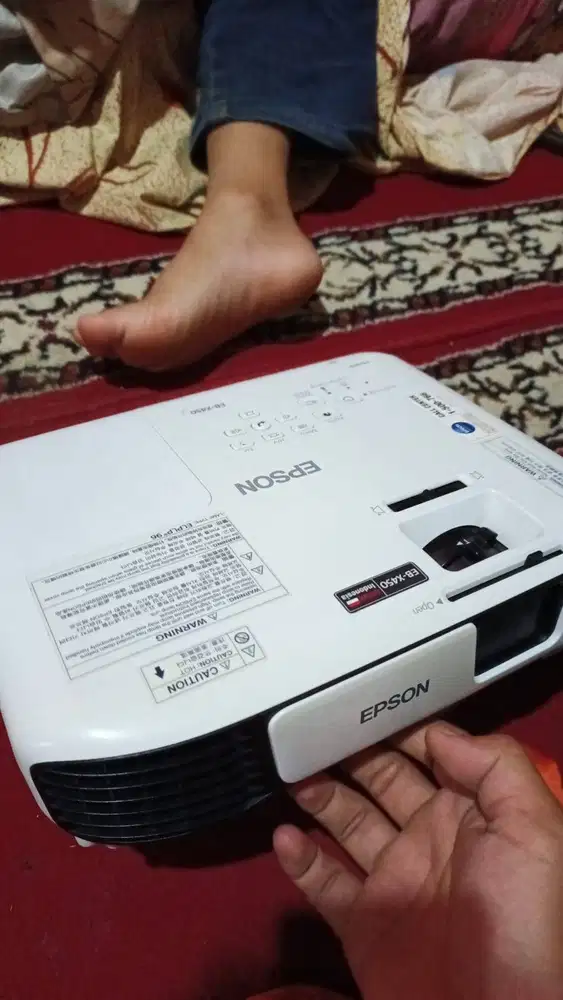 EPSON EB-X450,Baru di pake 6 kali
