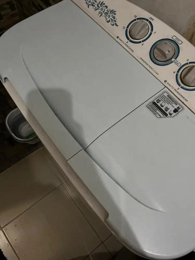 Jual sepaket mesin cuci + kursi teras