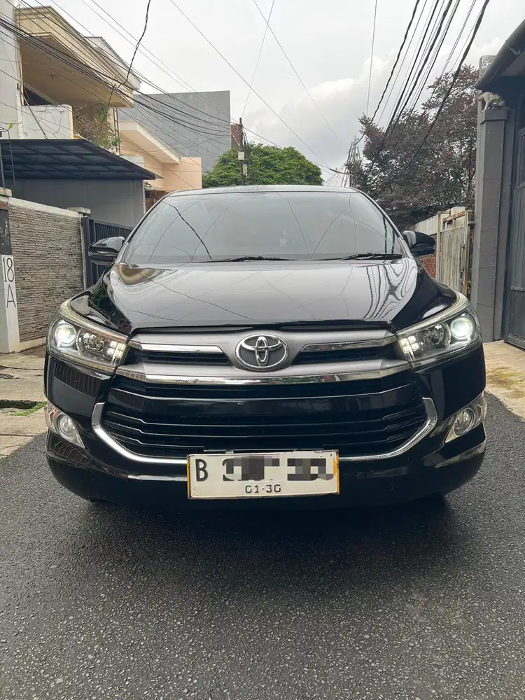 Innova Reborn Diesel 2.4 V Lux AT