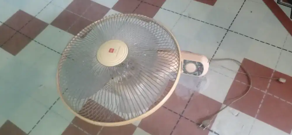 Kipas angin legend tenaga kuat angin kencang tahan lama KDK JAPAN