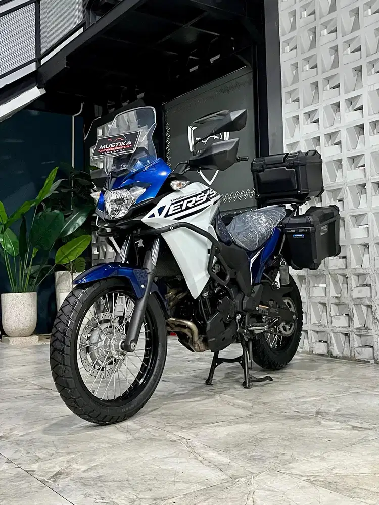 KAWASAKI VERSYS 250 X TOURER 2024 - Chintia Mustika