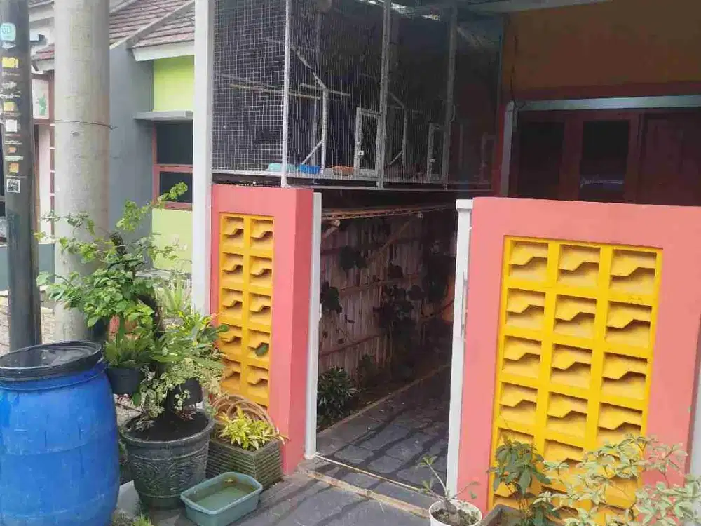 JUAL RUMAH BARU RENOVASI 2 LANTAI