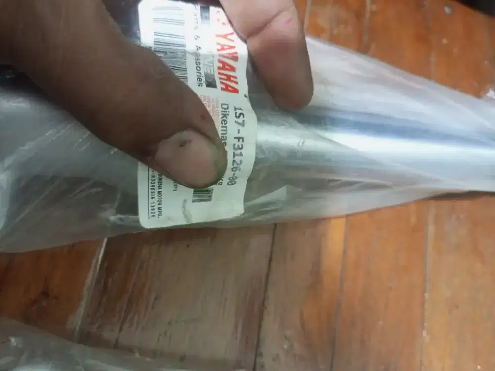 Jual shokbleker Yamaha new kondisi bekas baru pemakaian 1 Minggu