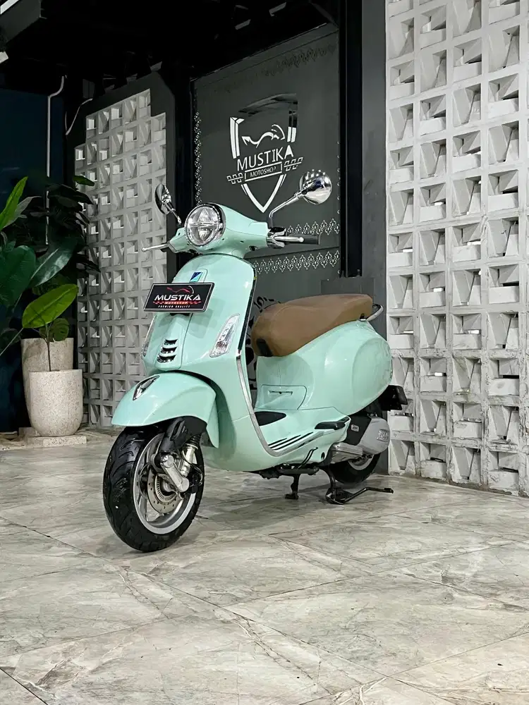 VESPA PRIMAVERA 150ABS 2023 - Chintia Mustika