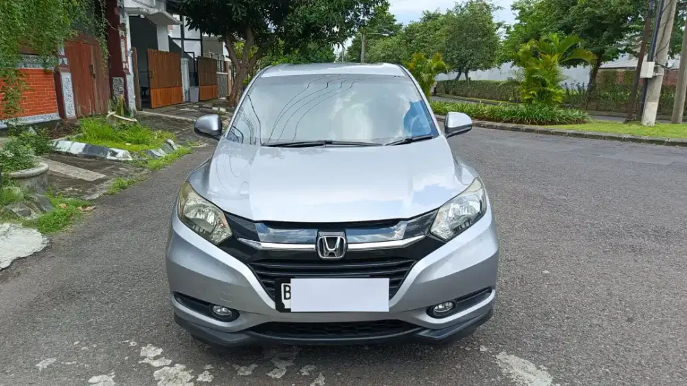 Dp 5jt//Honda HRV 1.5 E Automatic 2018 Low Km Record Honda