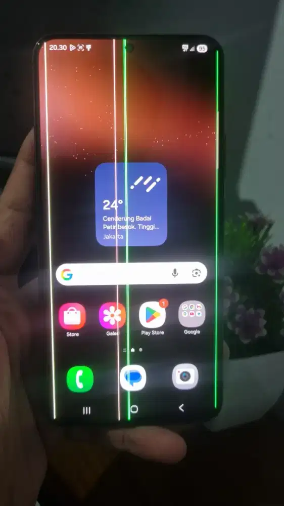 Samsung S22 Plus 5G 8+8/256.
LCD ori bawaan pabrik