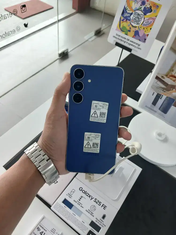 Samsung Galaxy S25 FE