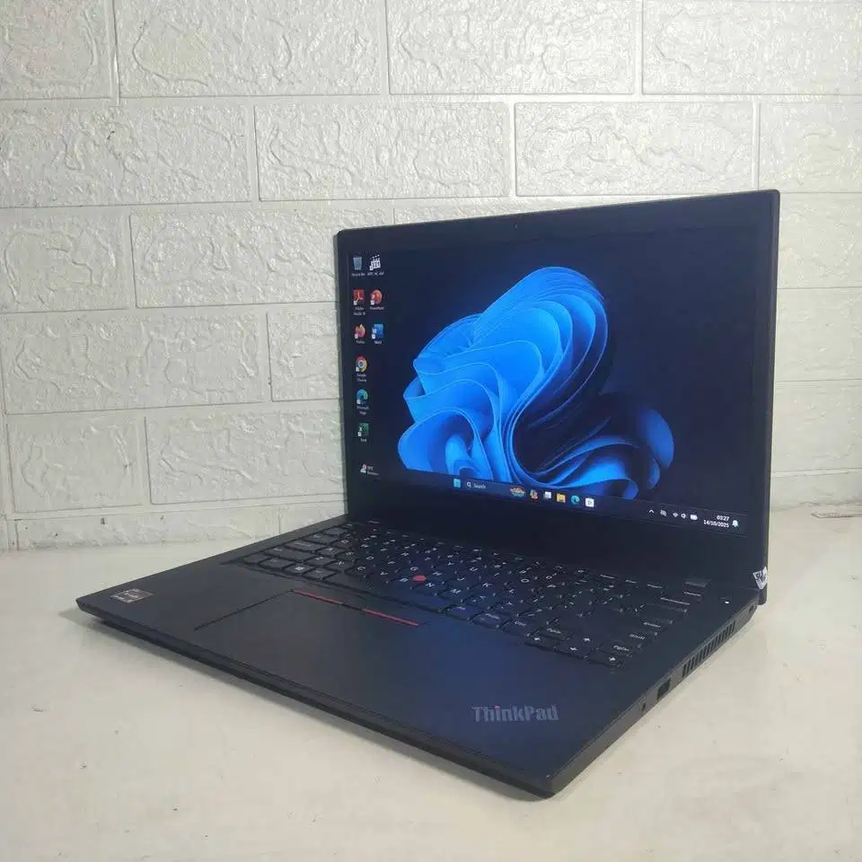 Laptop Lenovo L14 Ryzen 5 4500U RAM 8GB SSD 256GB Radeon Graphic 14in