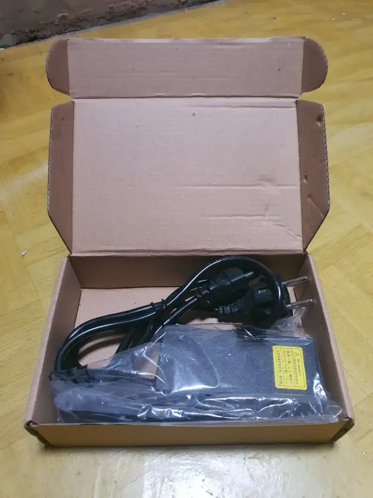 Adaptor Charger Laptop Compaq 510