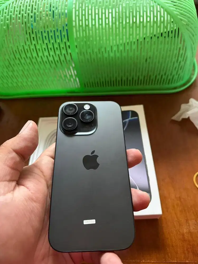 Iphone 16 pro 128gb Ibox Garansi Panjang