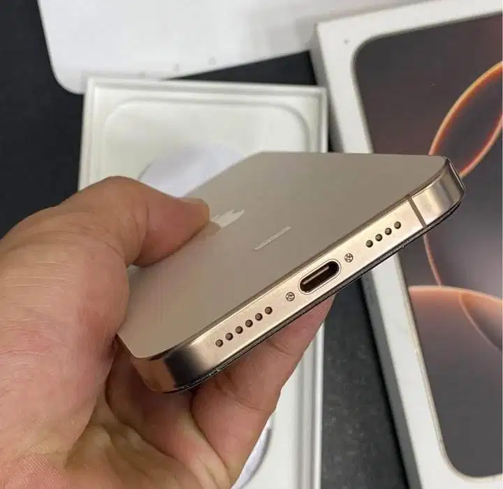 Iphone 16 pro mqx 256 ibox hb 100