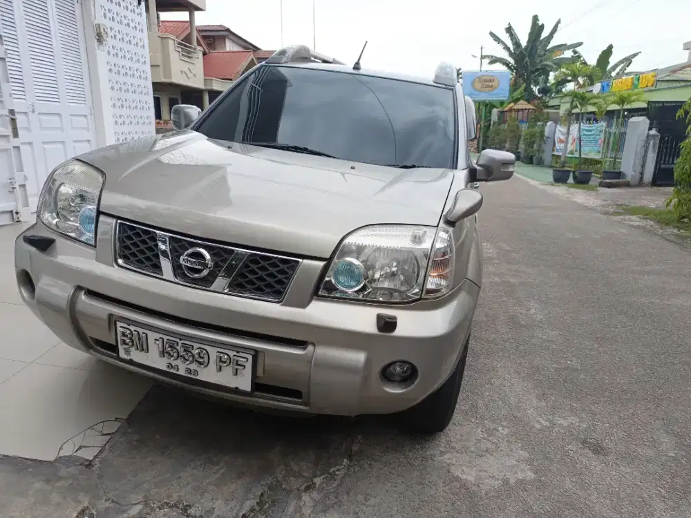 Nissan xtrail tipe tertinggi km 89 ribu jarang di paki