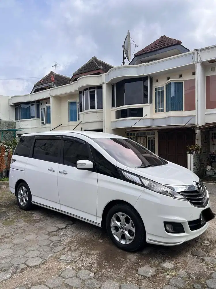 Mazda Biante 2.0 Skyactiv AT 2014