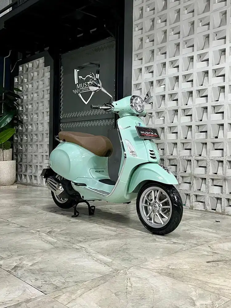 Terbatas!!Vespa primavera 150 ABS th 2023 - Ayu Mustika