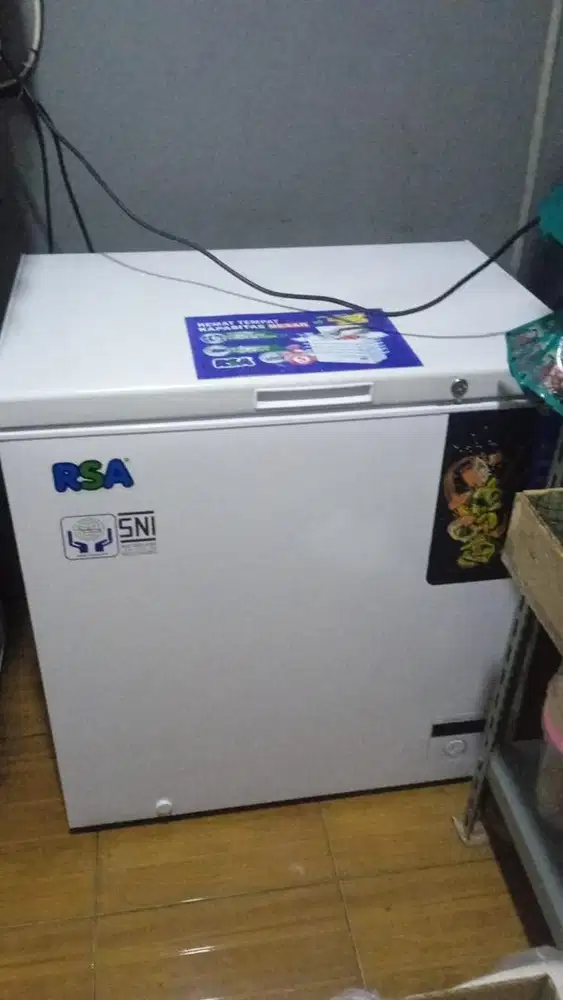 RSA Freezer Box CF 210 - Chest Freezer 200L - Putih