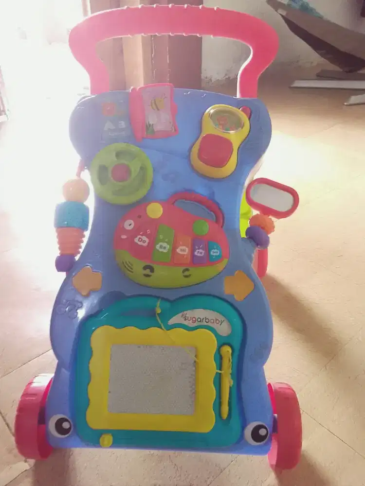 Baby Walker Toys dan Baby Chair