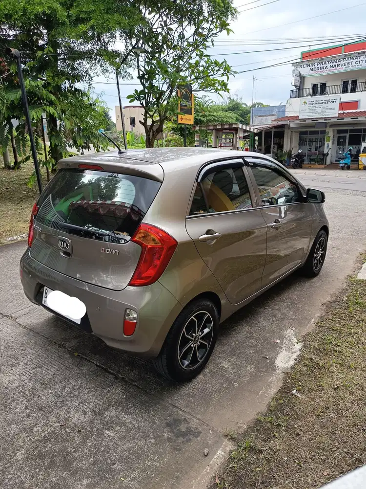 Kia Picanto 2015 Bensin