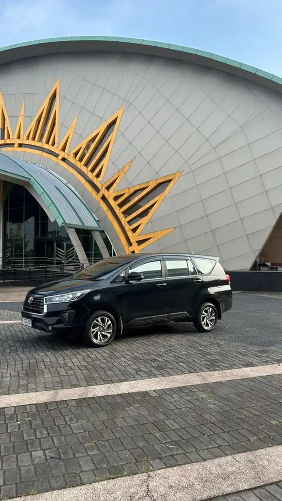 Innova Reborn Diesel AT 2023