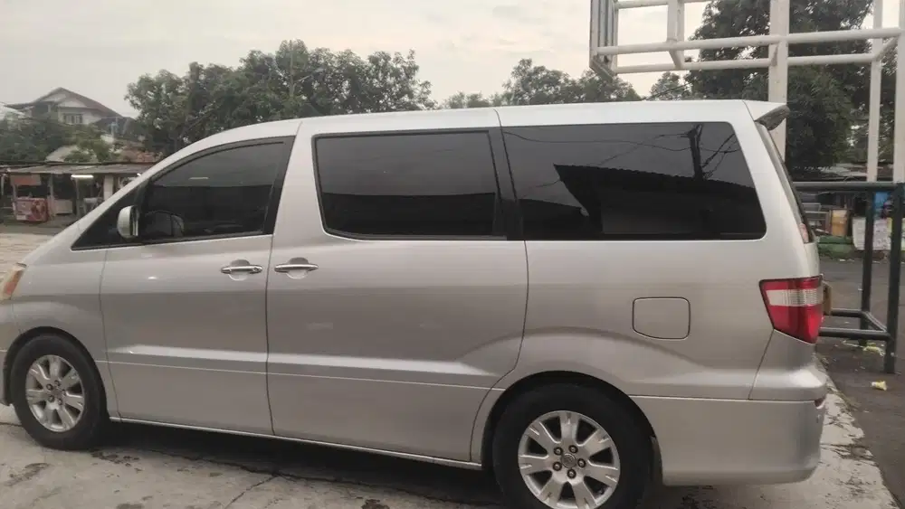 Toyota Alphard 2003 Bensin