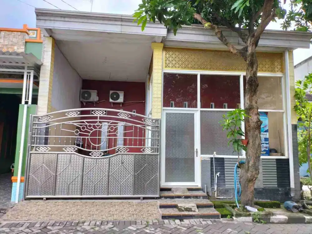 DI JUAL RUMAH 

PERUM KRATON RESIDENCE
JLN  : SAPPHIRE 1 BLOK D1/77
KEL. : KRATON
KEC. : KRIAN
KAB  : SIDOARJO