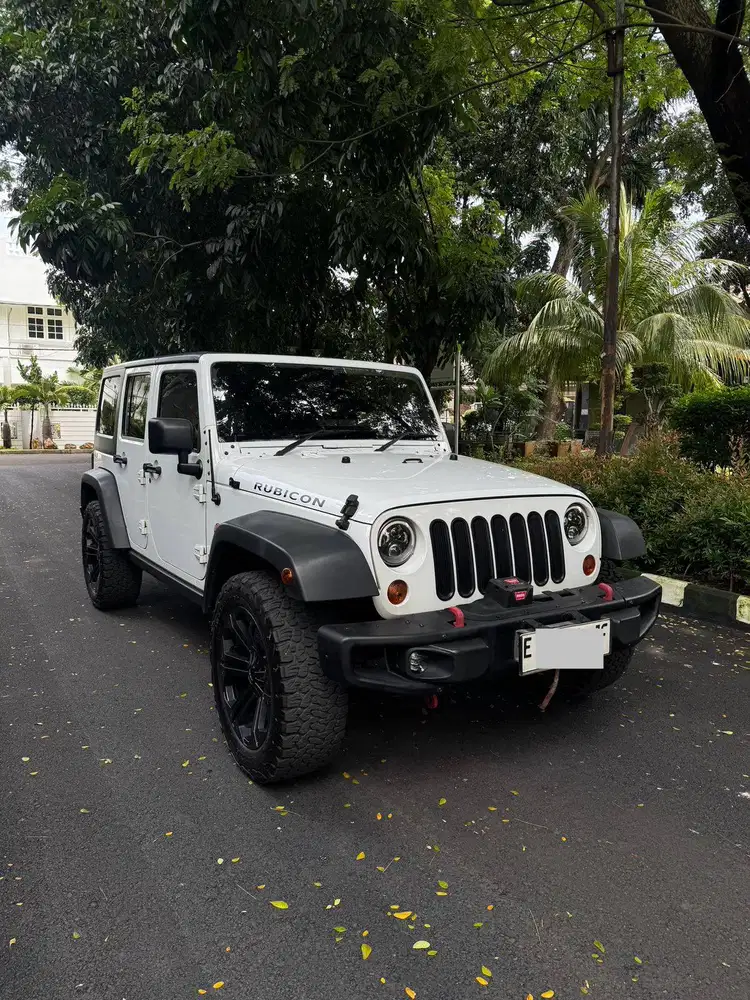 Jeep Wrangler Rubicon 2013 Putih White 2014 Jeep 2012 dijual Cepet Bu
