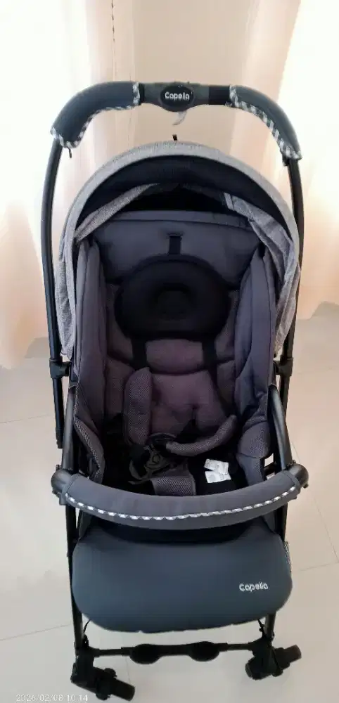 Stroler baby merek capela