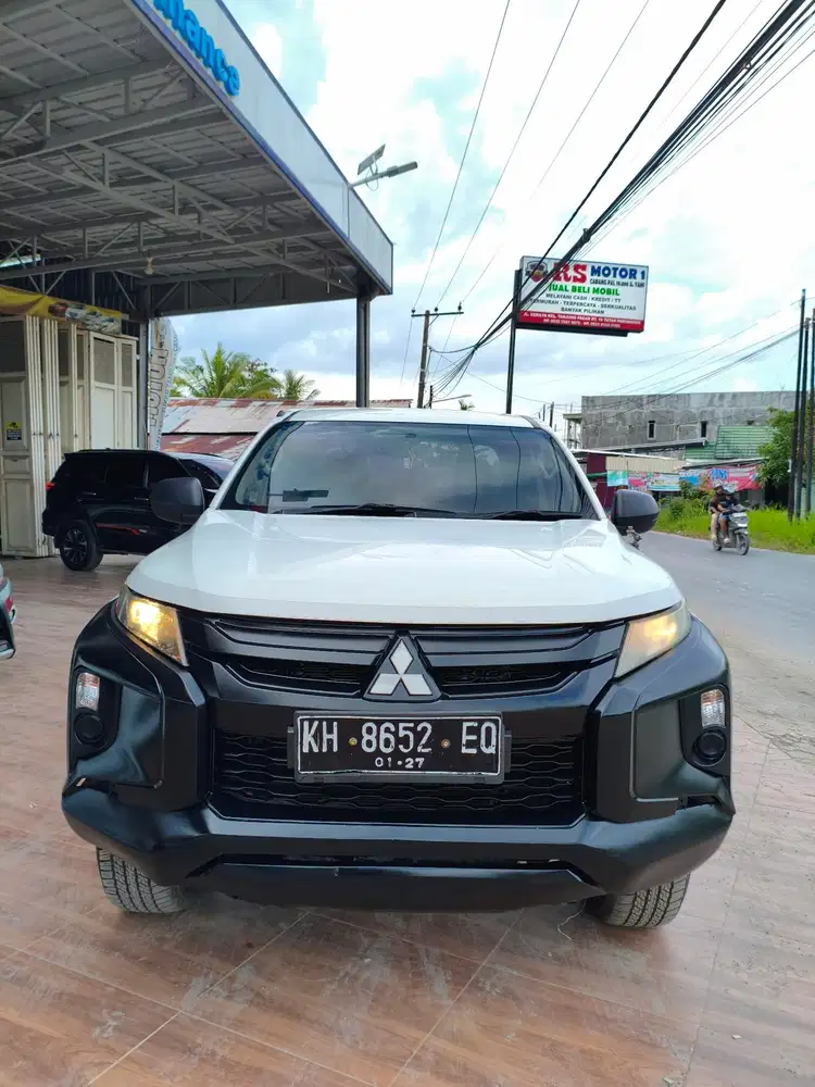 Mitsubishi Triton HDX 2.4 Solar 4x4 2021 MT