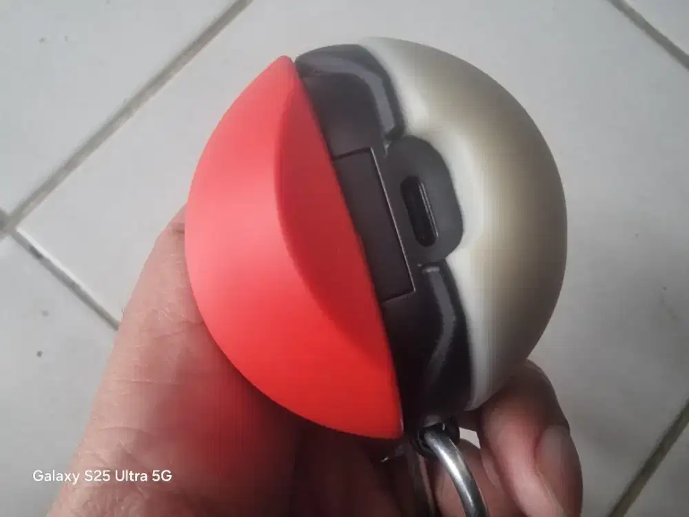 Samsung buds 2 earbuds