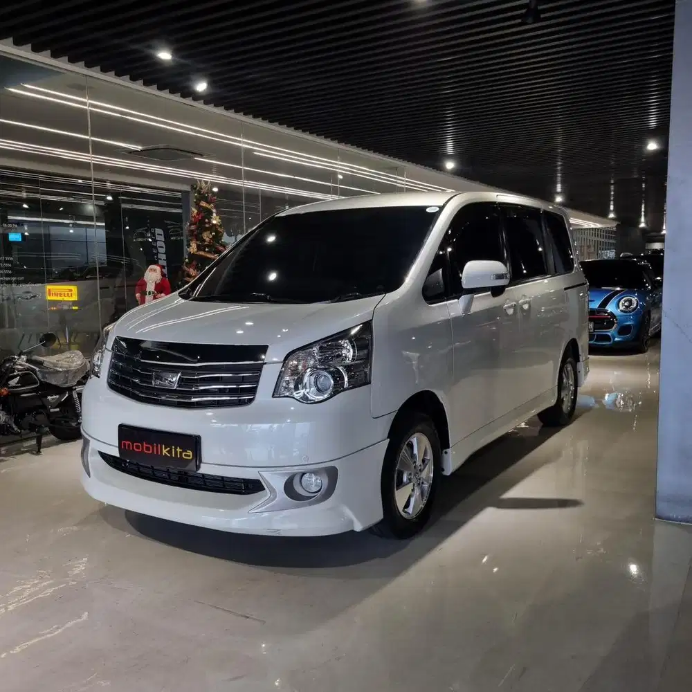 Toyota Nav1 2.0 Type V at Tahun 2013