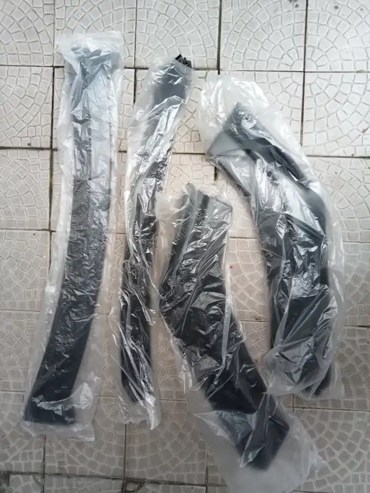 Body kit / spoiler depan